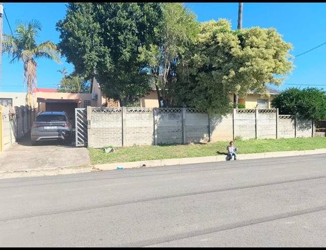 3 BEDROOM HOUSE FOR SALE IN STONEYDRIFT